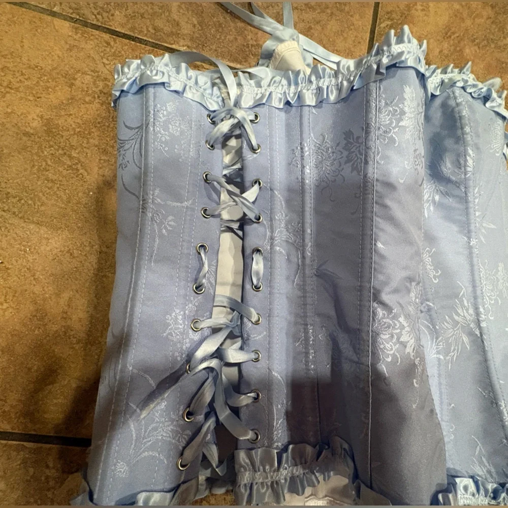 Lace-Up Floral Corset Top in Light Blue and White - Picture 4 of 5